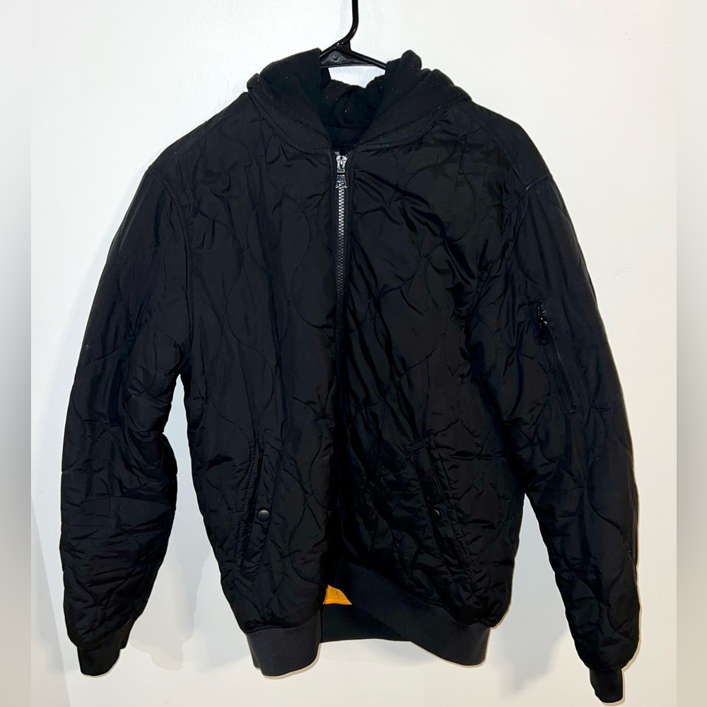 Forever 21. 21 men’s. Black jacket.